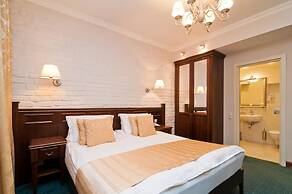 Tradition Hotel