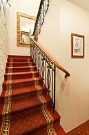 Tradition Hotel