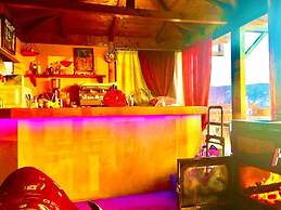 Aiolos Hotel