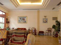 Aiolos Hotel