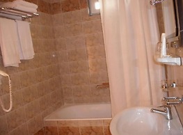 Aiolos Hotel