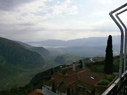 Aiolos Hotel