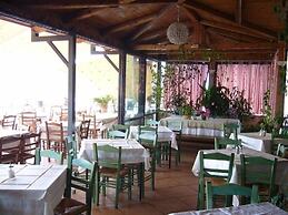 Aiolos Hotel