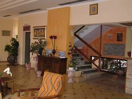 Aiolos Hotel