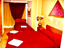 Aiolos Hotel