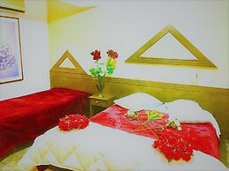 Aiolos Hotel