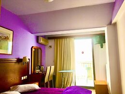 Aiolos Hotel