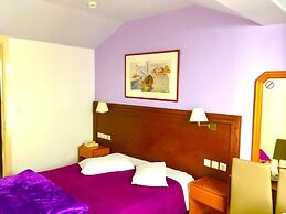 Aiolos Hotel