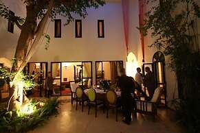 Riad Davia