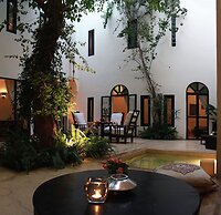 Riad Davia
