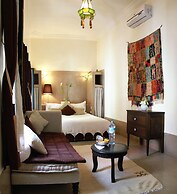 Riad Davia