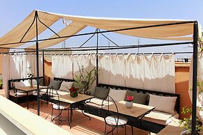 Riad Davia