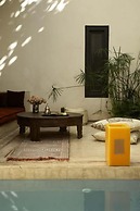 Riad Davia