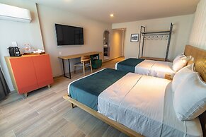 Oliva Plaza Hotel
