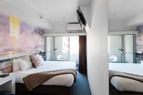 Majestic Minima Hotel
