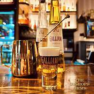 Hotel Bishops Arms, Köping