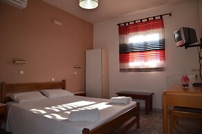Marika's Aparts & Studios