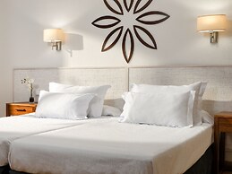 H10 Delfín - Adults Only