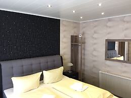 Hotel Holl