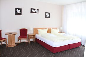 Hotel Holl