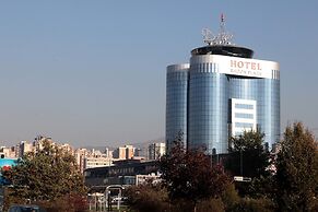 Radon Plaza