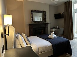 Number One Hundred B&B