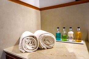 Citrus Chambers Mahabaleshwar