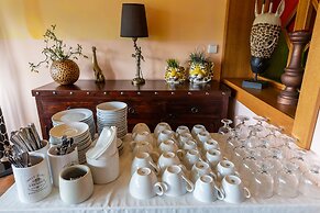 Max Inn Hotel