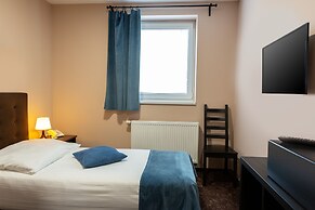 Max Inn Hotel