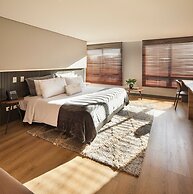 Nico ApartaSuites
