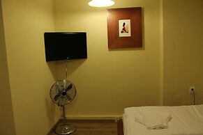 Enjoy Inn