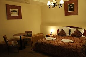 Enjoy Inn