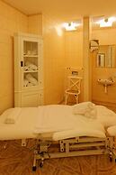 Enjoy Inn