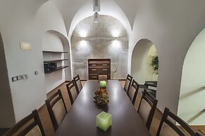 Arkada Hotel