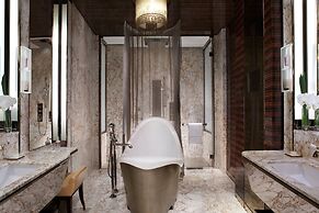 The Ritz-Carlton Shanghai, Pudong