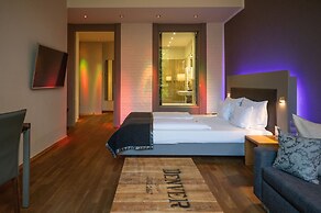 Qube Hotel Bergheim