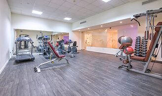 Melpo Antia Hotel & Suites