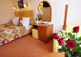 Aparthotel Adler