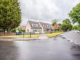 Flexistay Ambers Gatwick Aparthotel