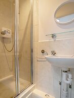 Flexistay Ambers Gatwick Aparthotel
