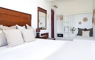 Laza Beach Inn