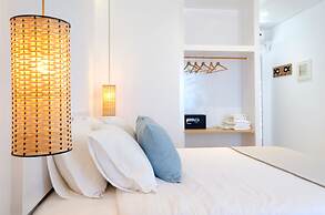 Laza Beach Inn