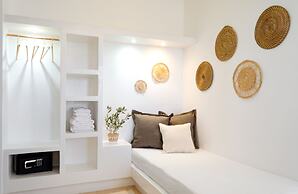 Laza Beach Inn