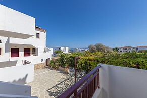 Laza Beach Inn