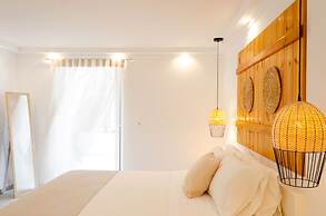 Laza Beach Inn