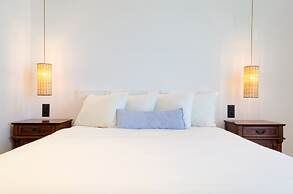 Laza Beach Inn