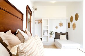 Laza Beach Inn