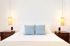 Laza Beach Inn