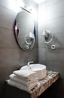 Laza Beach Inn