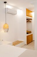 Laza Beach Inn